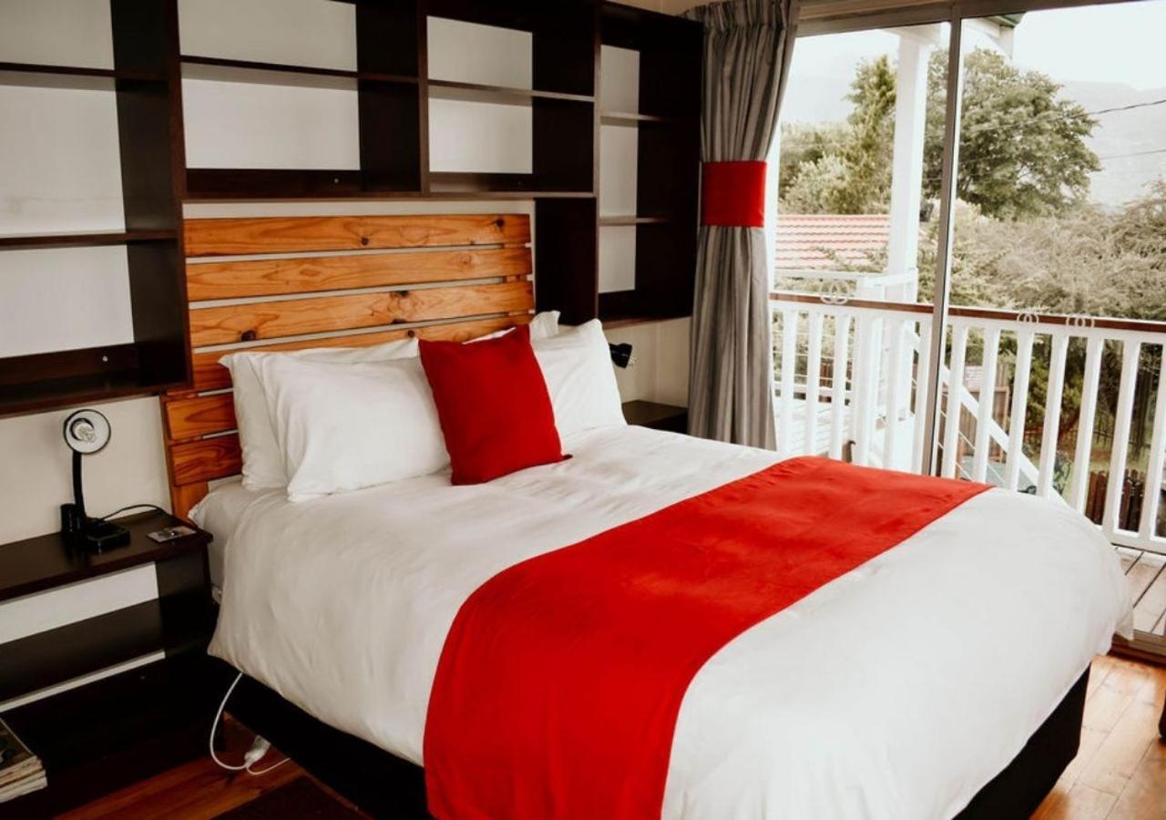 Knock Out View Clarens Hotel Bagian luar foto